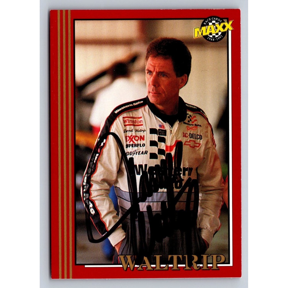 MAXX Race Cards Darrell Waltrip Autograph Trading Card 1992 NASCAR #17